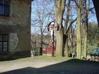 Potštát-misijní kříž před kostelem Sv.Bartoloměje-Foto:Ulrych Mir.