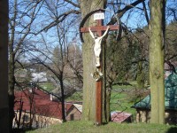 Potštát-misijní kříž před kostelem Sv.Bartoloměje-Foto:Ulrych Mir.