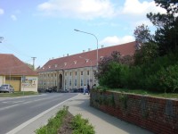 Lednice-zámek-Barokní jízdárna-západní průčelí-Foto:Ulrych Mir.