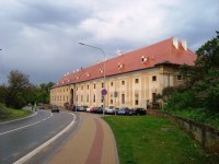 Lednice-zámek-Barokní jízdárna-západní průčelí-Foto:Ulrych Mir.