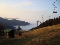 Pustevny-severní svah Radhoště s kaplí Sv.Cyrila a Metoděje-sedačková lanovka do Trjonovic-Foto:Ulrych Mir.