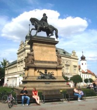 Poděbrady-pomník krále Jiřího z Poděbrad z r.1891 (1896)-Foto:Ulrych Mir.