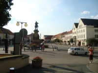 Poděbrady-Jiřího náměstí a pomník krále Jiřího z Poděbrad z r.1896-Foto:Ulrych Mir.