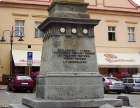 Tábor-Žižkovo náměstí s pomníkem Jana Žižky-podstavec-Foto:Ulrych Mir.