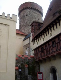 Tábor-hradní věž u Bechyňské brány-přístup do expozice-Foto:Ulrych Mir.
