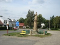 Křinec-socha sv.Jilji na náměstí-Foto:Ulrych Mir.