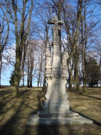 Rýmařov-sousoší Ukřižování v parku před kaplí Navštívení P.Marie V Lipkách-Foto:Ulrych Mir.