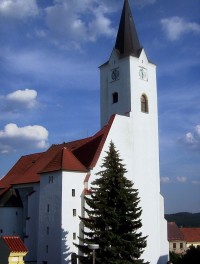Pacov-děkanský kostel sv. archanděla Michaela