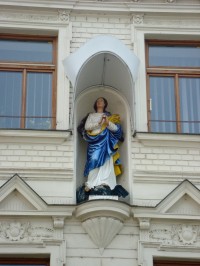 Prostějov-náměstí T.G.Masaryka-dům č.131 se sochou sv. Markéty-Foto:Ulrych Mir.
