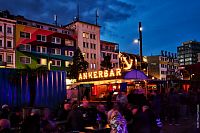 Hamburk: Noční život na Reeperbahn v St. Pauli © DZT/Florian Frykowski