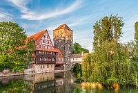Norimberk: Weinstadl a Wasserturm © AdobeStock/schulzfoto