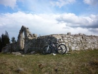 ruiny kostela