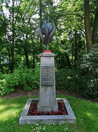 Pomník Obětem 2. světové války - Kyselka