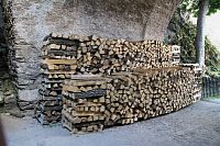 Dekorativně upravené zpracované dřevo