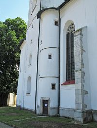 Vstup do věže kostela