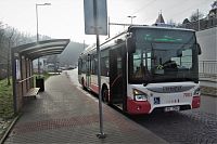 Odjíždí odtud městský autobus 75 do Brna, příměstská 210 do Babic a místní linka 211