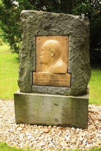 Luže - Hamzův památník v arboretu