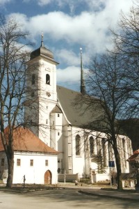 Doubravník - kostel Povýšení sv. Kříže
