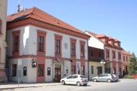Dolní Kounice - hotel na náměstí