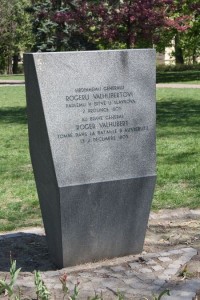 Brno - Tyršův sad - památník generála Valhuberta