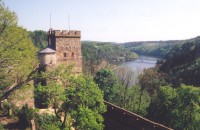 Vranovská přehrada od hradu Bítova