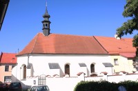 Velké Meziříčí - kostel sv. Kříže a Špitál