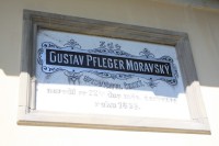 Pamětní deska Gustava Pflegera Moravského