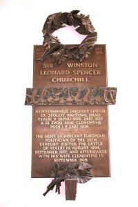 Hrad Veveří - pamětní deska Winstona S. Churchilla
