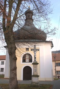 Lhota Rapotina - kostel sv. Vavřince