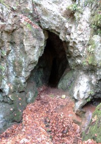 Vchod do jeskyně Sklep