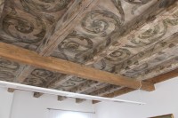 Zdobený malovaný strop