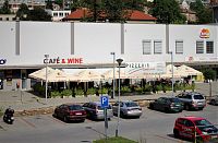 Kavárna a pizzerie Café & Wine