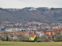 Pohled na Blansko od okraje lesa