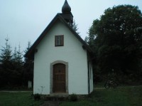 Kozí Hřbety.: Obnovená kaple.