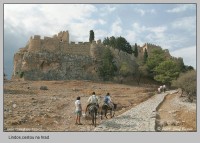 Lindos, cestou na hrad