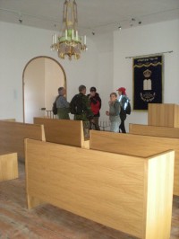 Uvnitř židovské synagogy Čkyně - foto Hana Lukášová