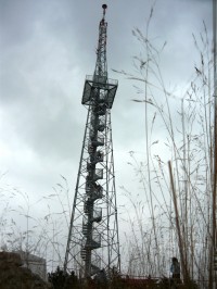 Krudum, pohled na telekomunikační věž s vyhlídkovou plošinou 3