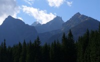 pohled z Bielovodské doliny (zleva vrchol Mlynár - Vysoká - Rysy - Malý Žabí štít)