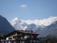 Pohled z Kaprunu na Kitzsteinhorn