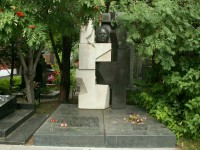 Náhrobek Nikity Sergejeviče Chruščova