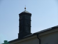 zámecká věž s hodinami