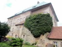 Neodhalené tajemství hradu Housky