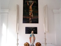 Obrazy nad oltářem
