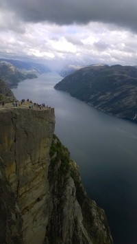 Preikestolen a Lisefjorden.