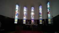 Interiér kostela s výjevem přechodu Islanďanů ke křesťanství.