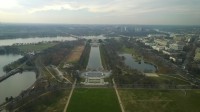 Výhled na Mall National a Lincolnův památník.