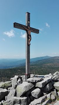Luzný - vrcholový kříž.