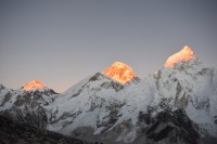 Západ slunce na Everestu.