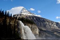 Mt. Robson a Emperor Falls.