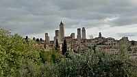 Město kamenných věží - San Gimignano.